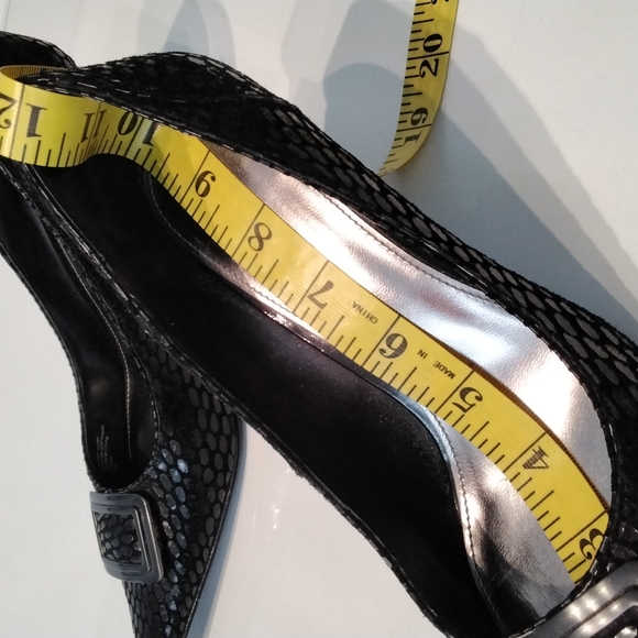 Alfani black heels with buckle detail, size 7M - Picture 13 of 14